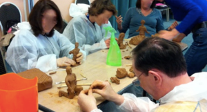 atelier-art-therapie-adulte-modelage