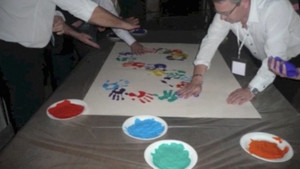 esperia-peinture-mains